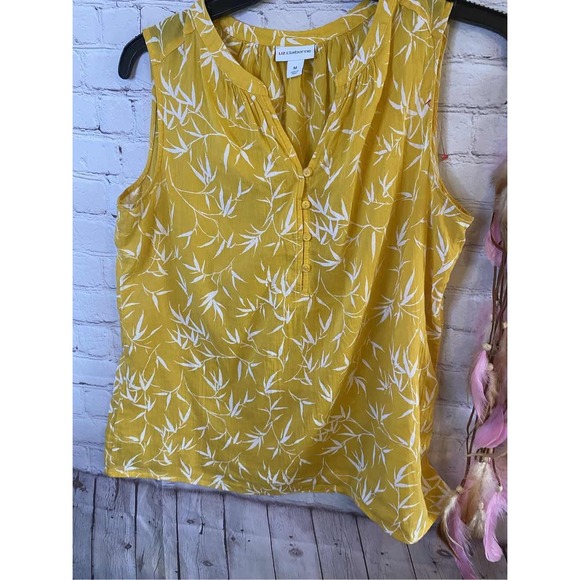 Liz Claiborne Women's M Yellow White Bamboo Leaf Sleeveless Blouse Top - Picture 1 of 9
